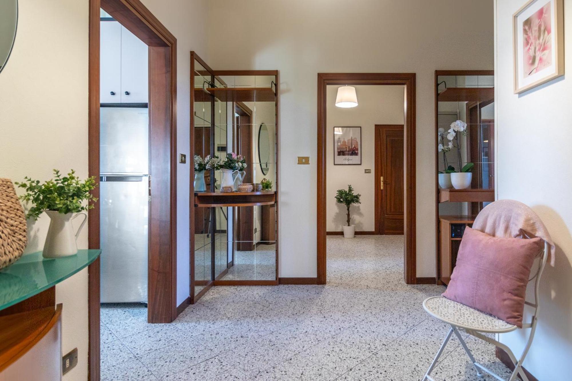 Apartamento Sweet Graziella Vicino Stazione Per 6 Persone Bolonia
