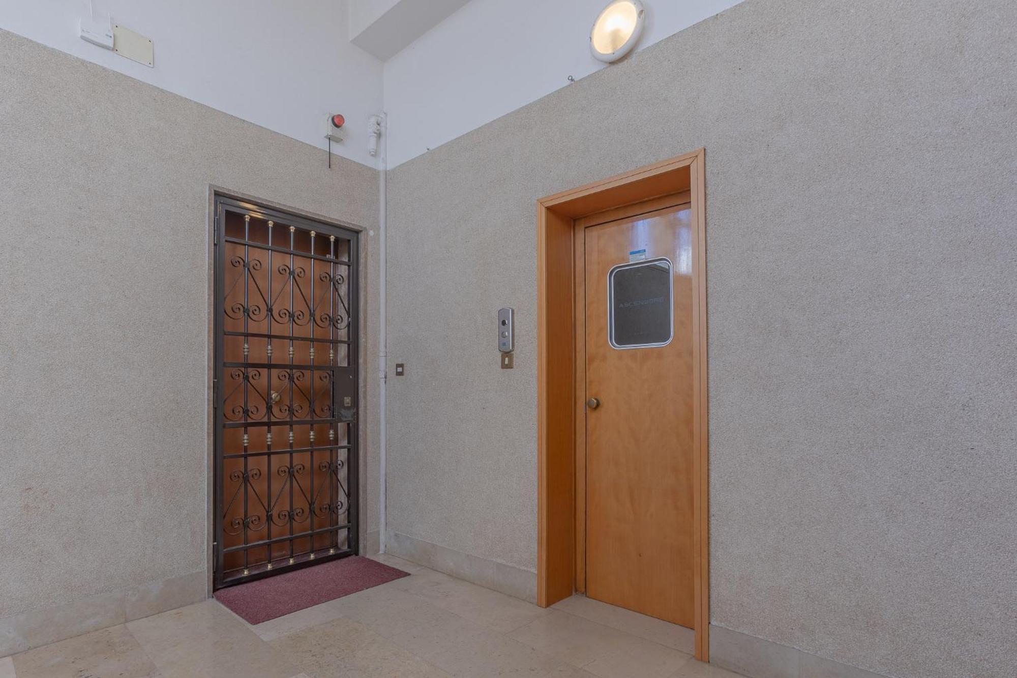 Spacious X5 With Two Balconies! Apartamento *