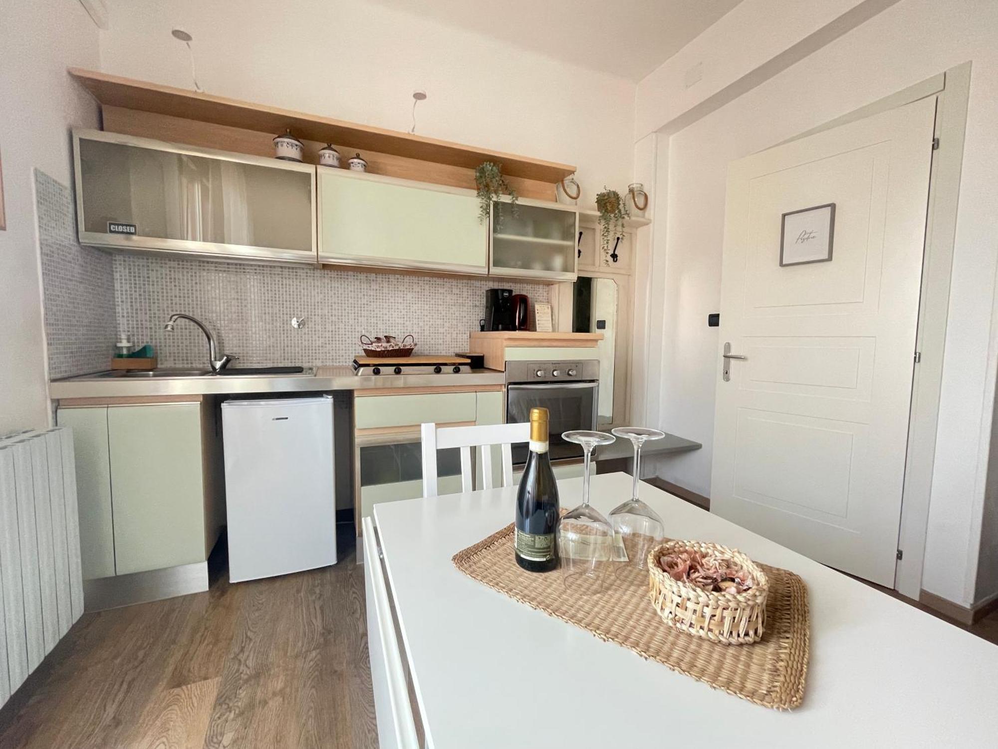 Eraora Apartrooms - Central Station Apartment Bologna