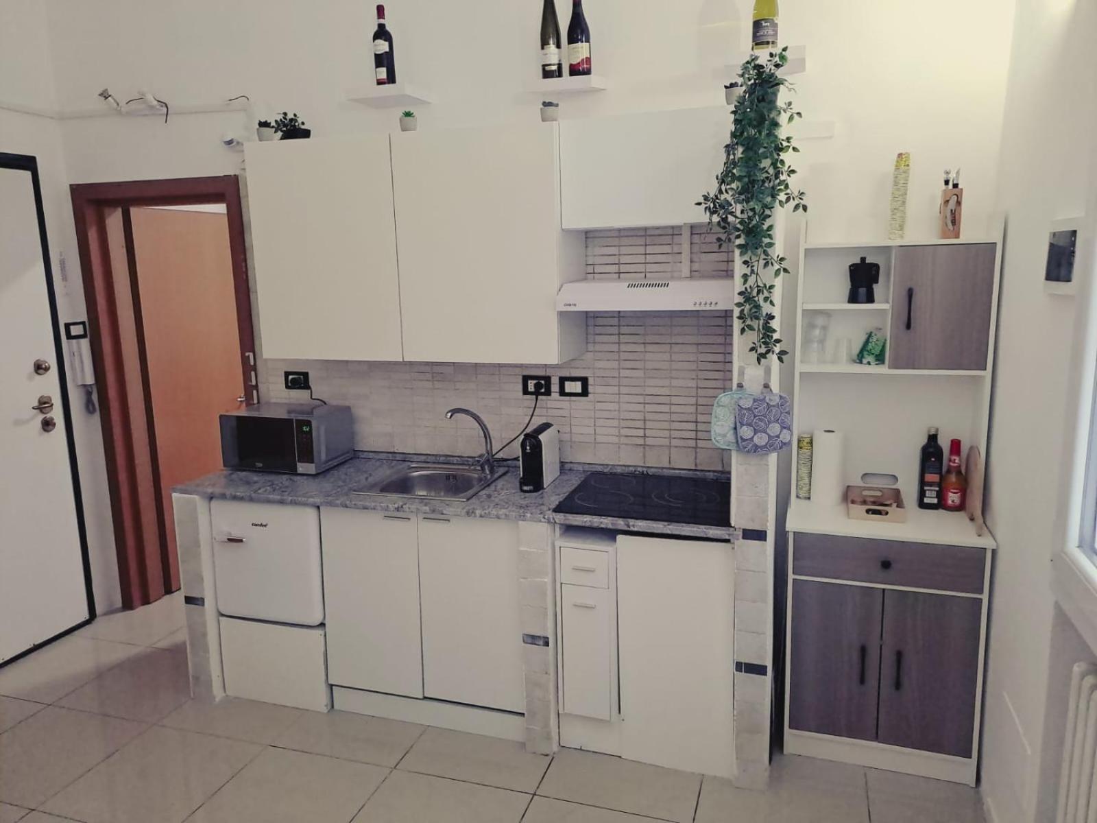 Fiera Bolognina - Komodo - Completo Con Giardino E Parcheggio Privato Gratuito Apartment *