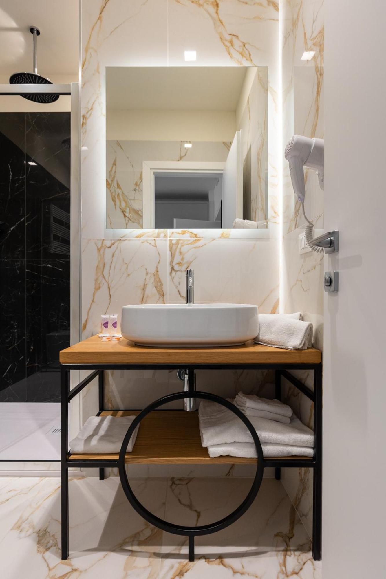 Guest house 1 *
