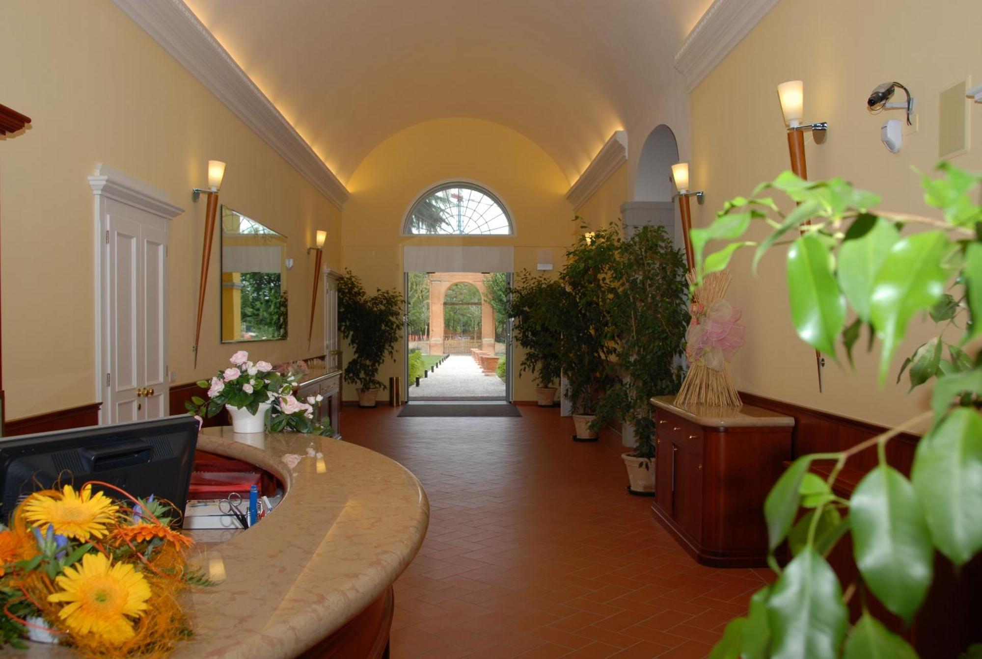 Hotel Aretusi 3*