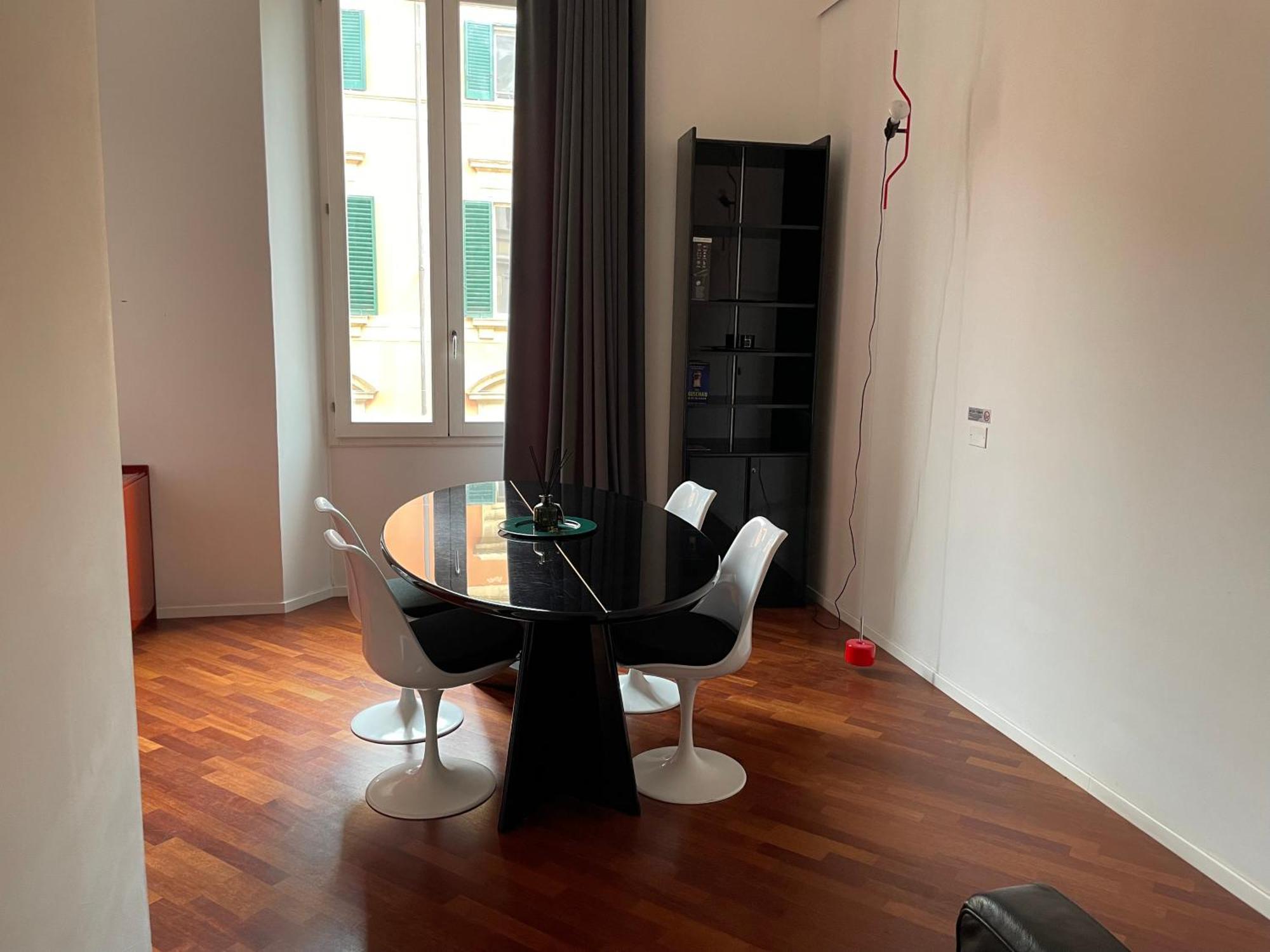 Whouse Indipendenza Bolonia