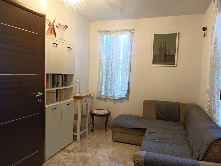 Appartamento Fiore, Bilocale, Zona Ducati. *