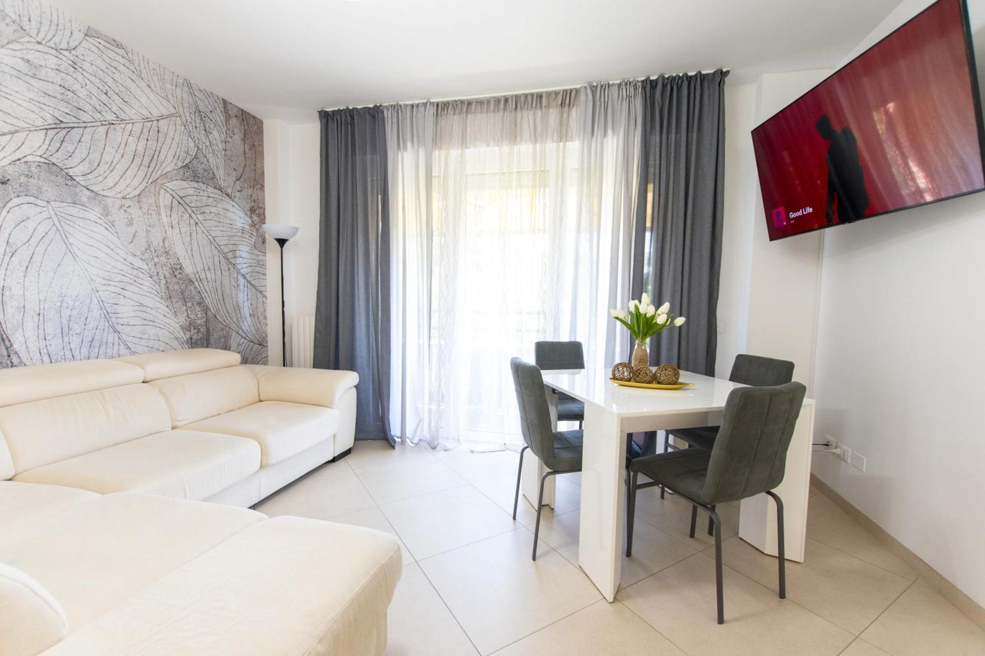 We - Larga32 House Bolonia