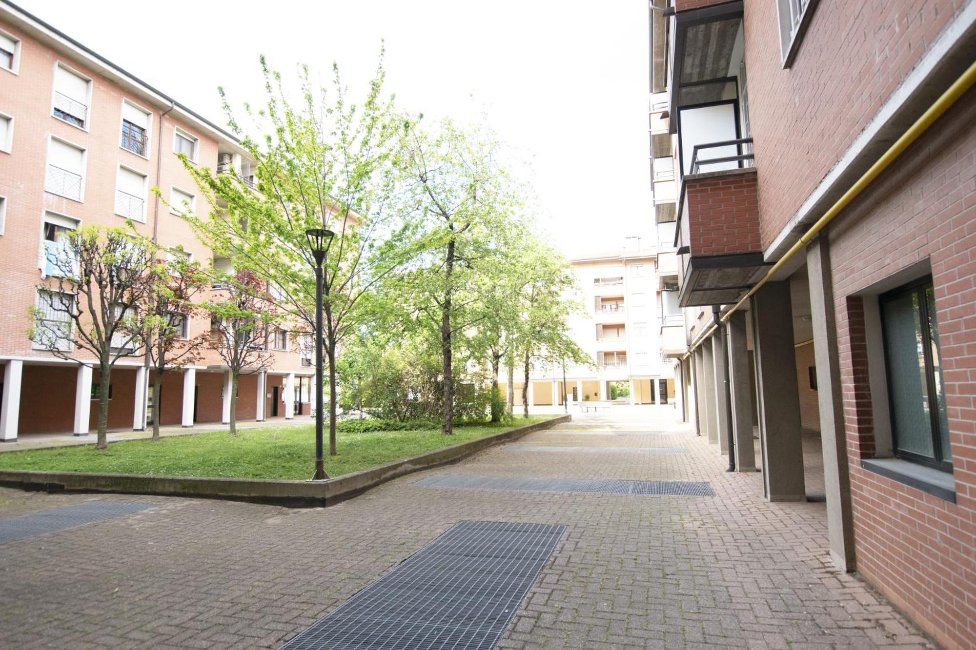 We - Larga32 House Bologna