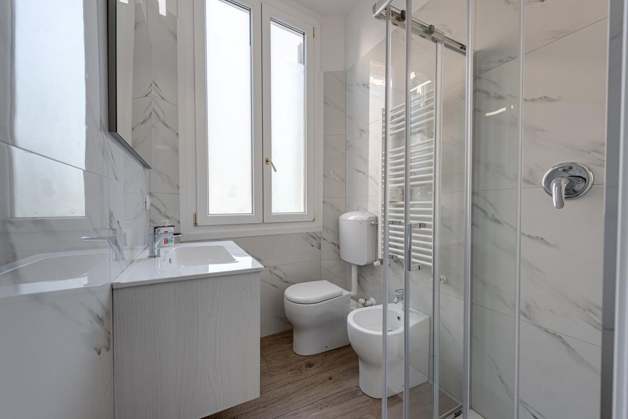 Centro - Luxuryhotel Apartment