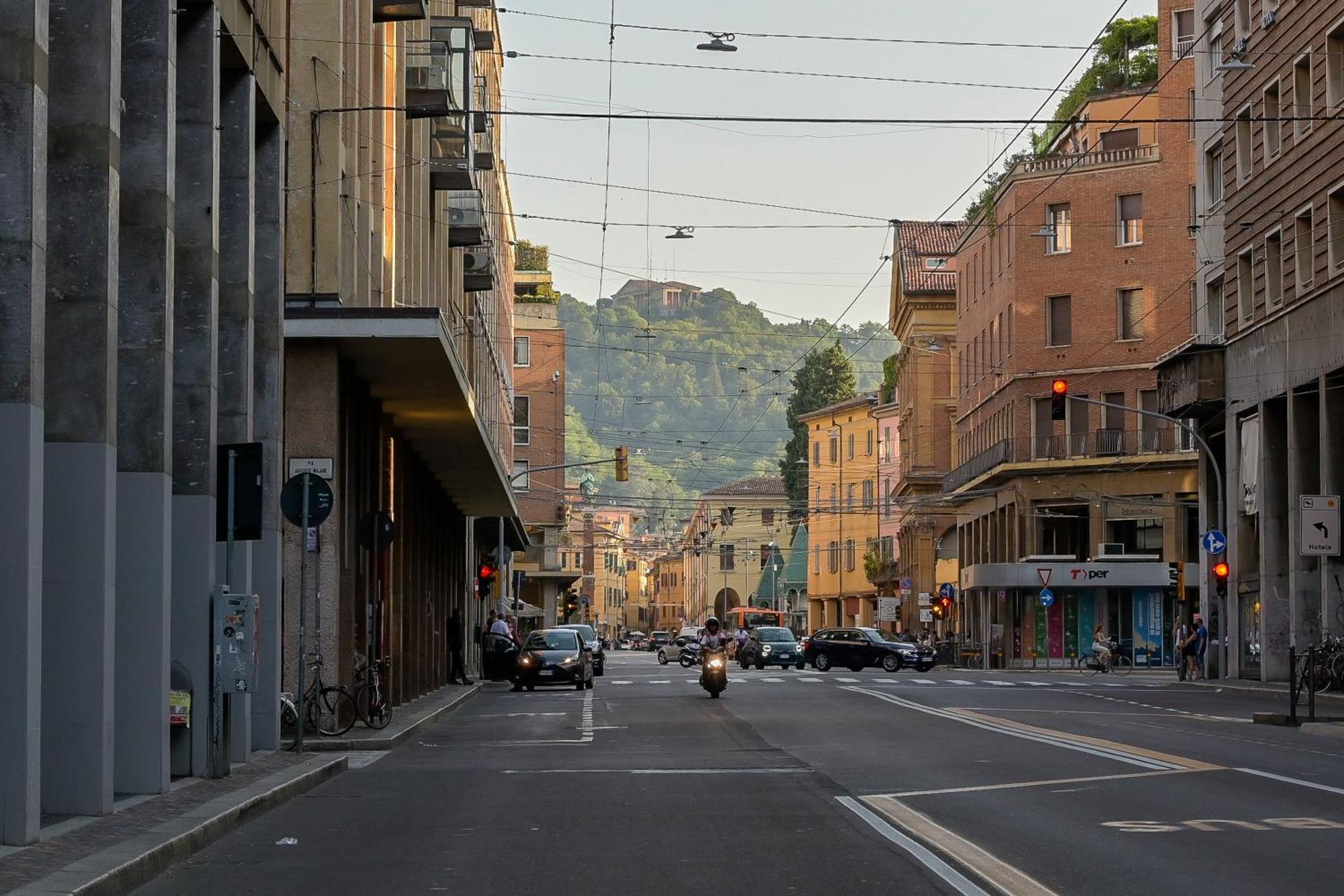 Tuliphouse Da Davide Bologna
