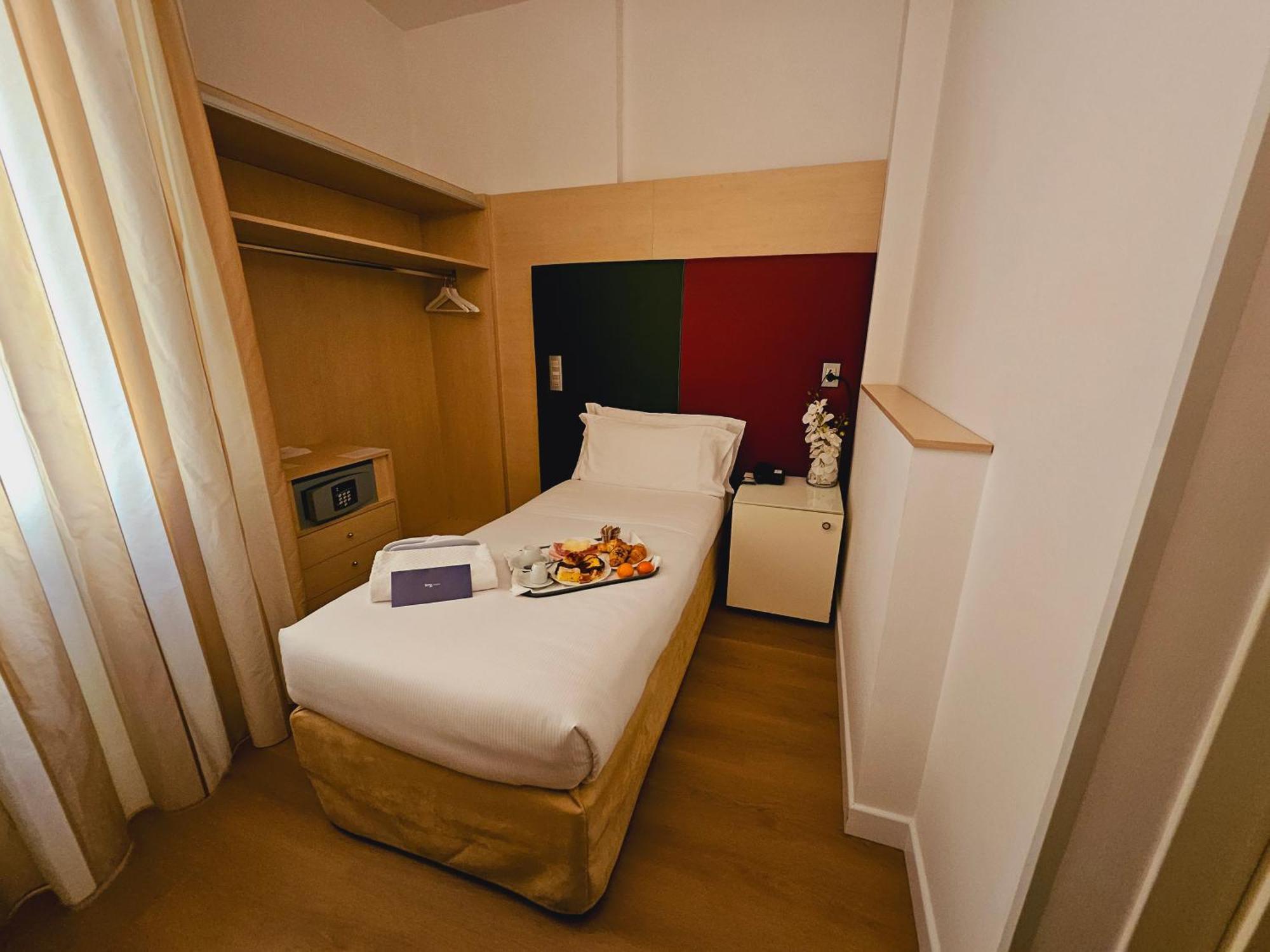 Smy Hotel 4*