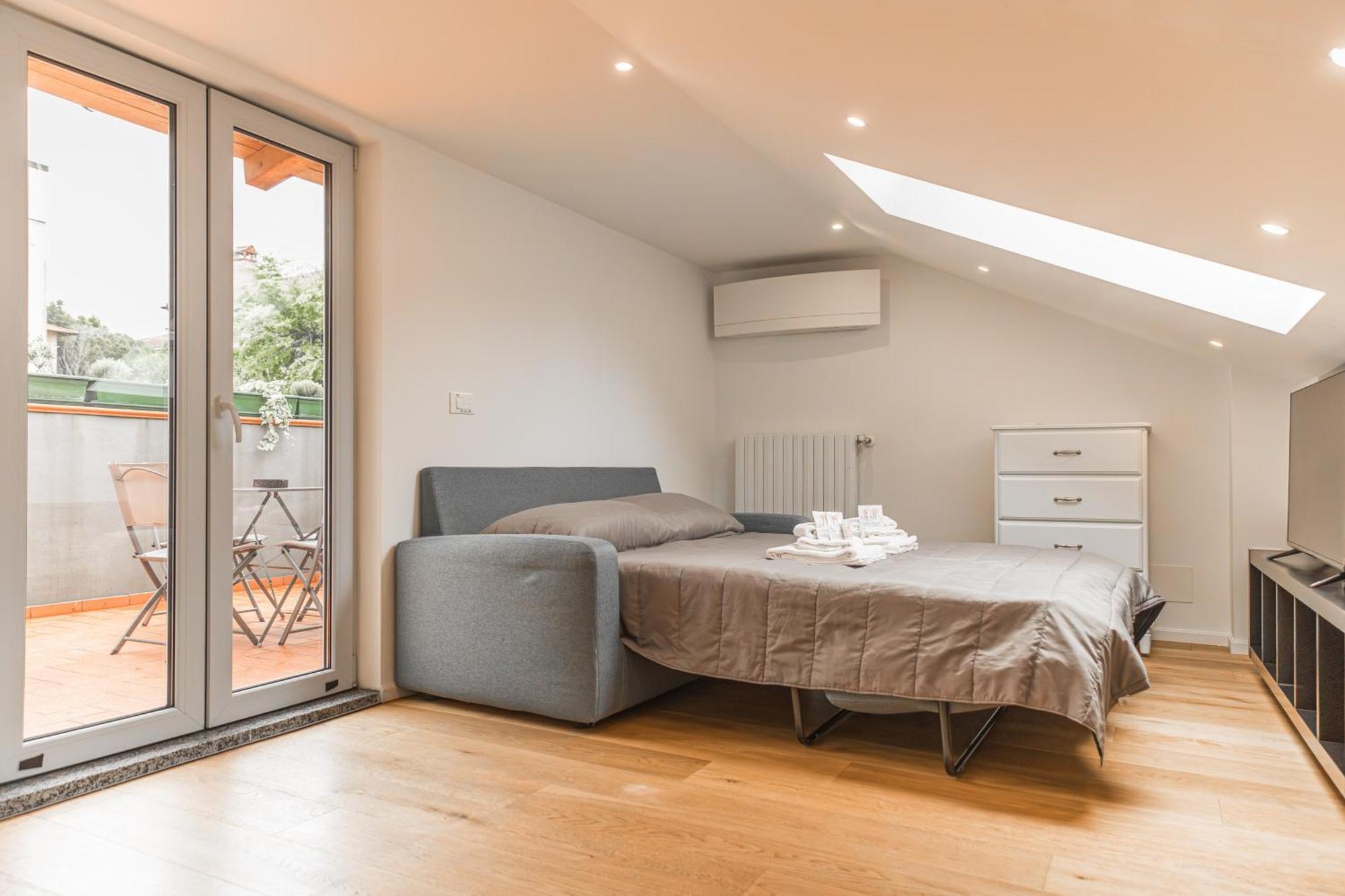 Loft Santo Stefano-sant'orsola Apartment