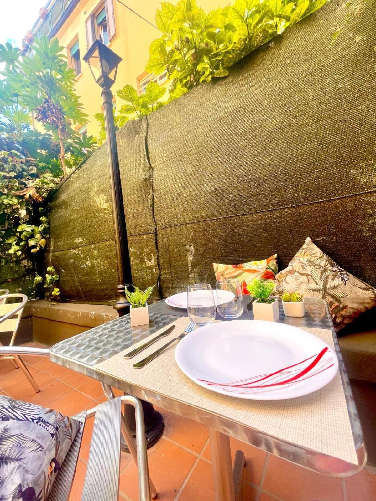 Appartamento 50 Tourist House - Pratello - Self Check-in *