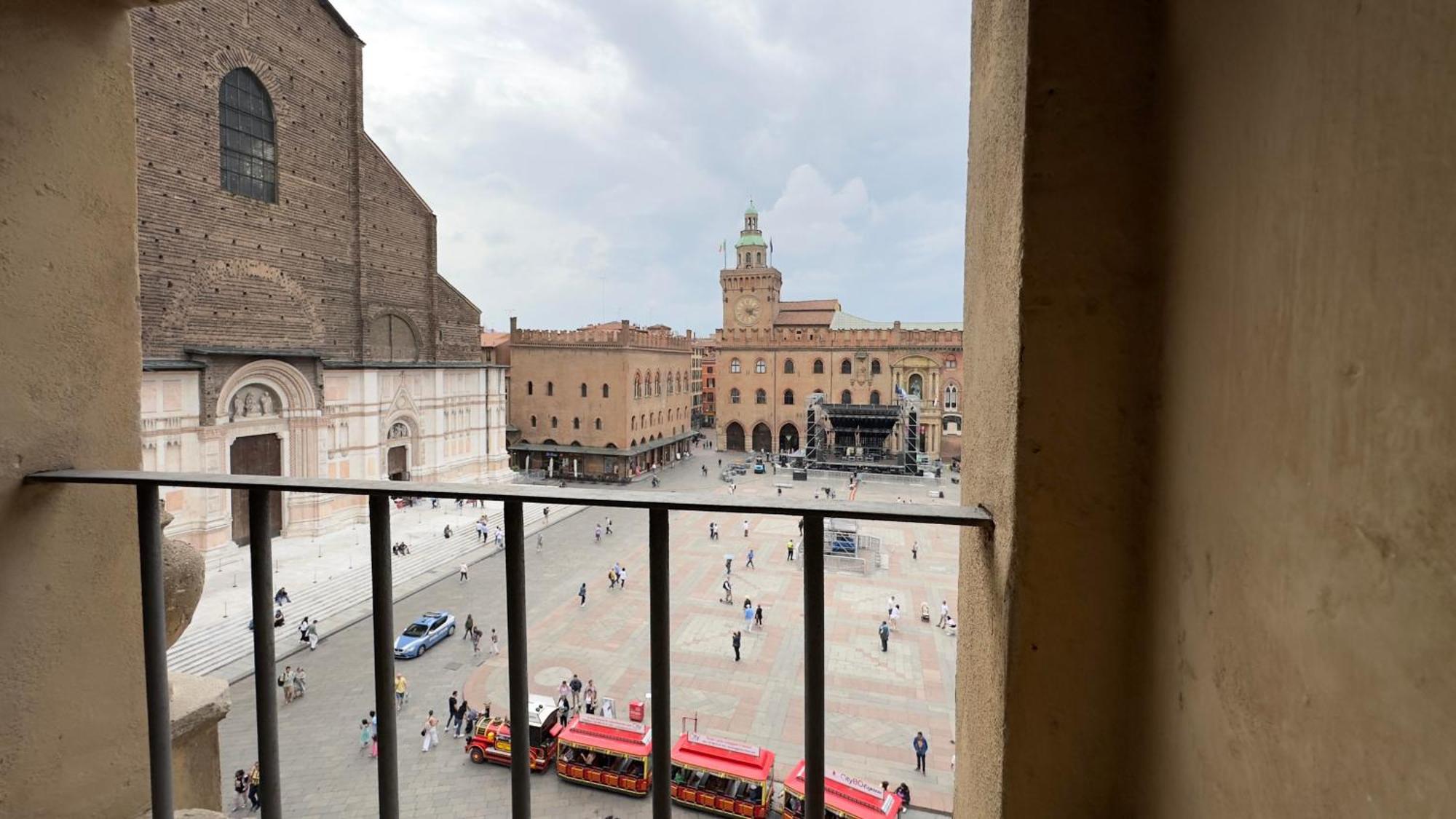 Immobo Panorama - Piazza Maggiore View Apartamento *