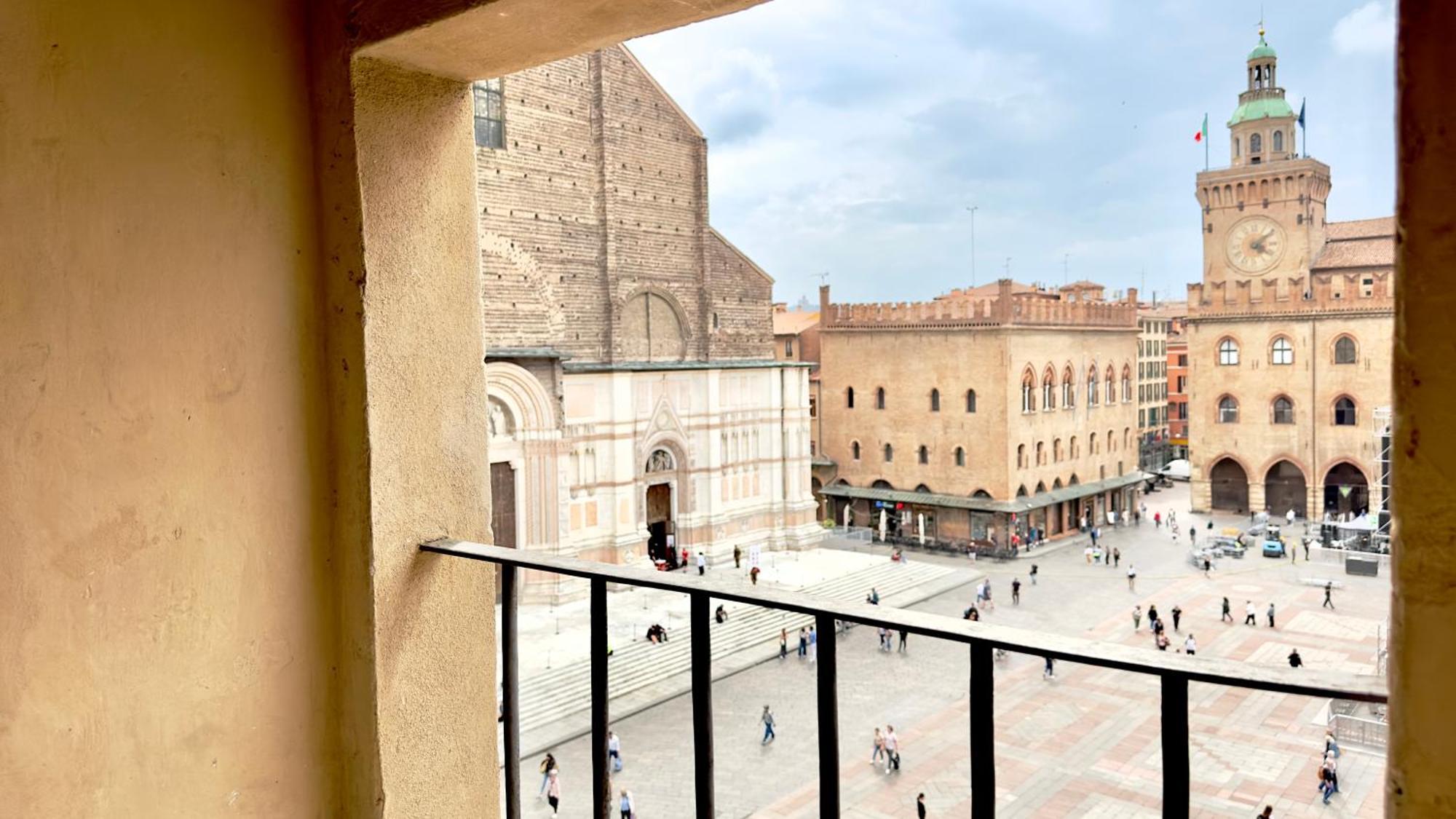 Apartamento Immobo Panorama - Piazza Maggiore View Bolonha