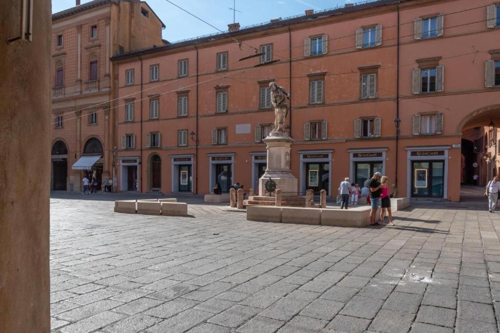 Piazza Maggiore And -bedinbolognacentro Luxuryh *