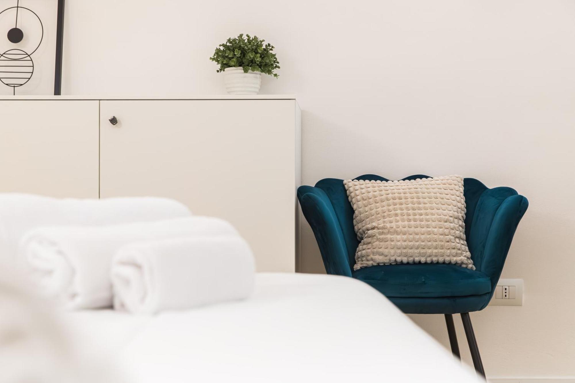 Lilli House - In The Heart Of Bolonha