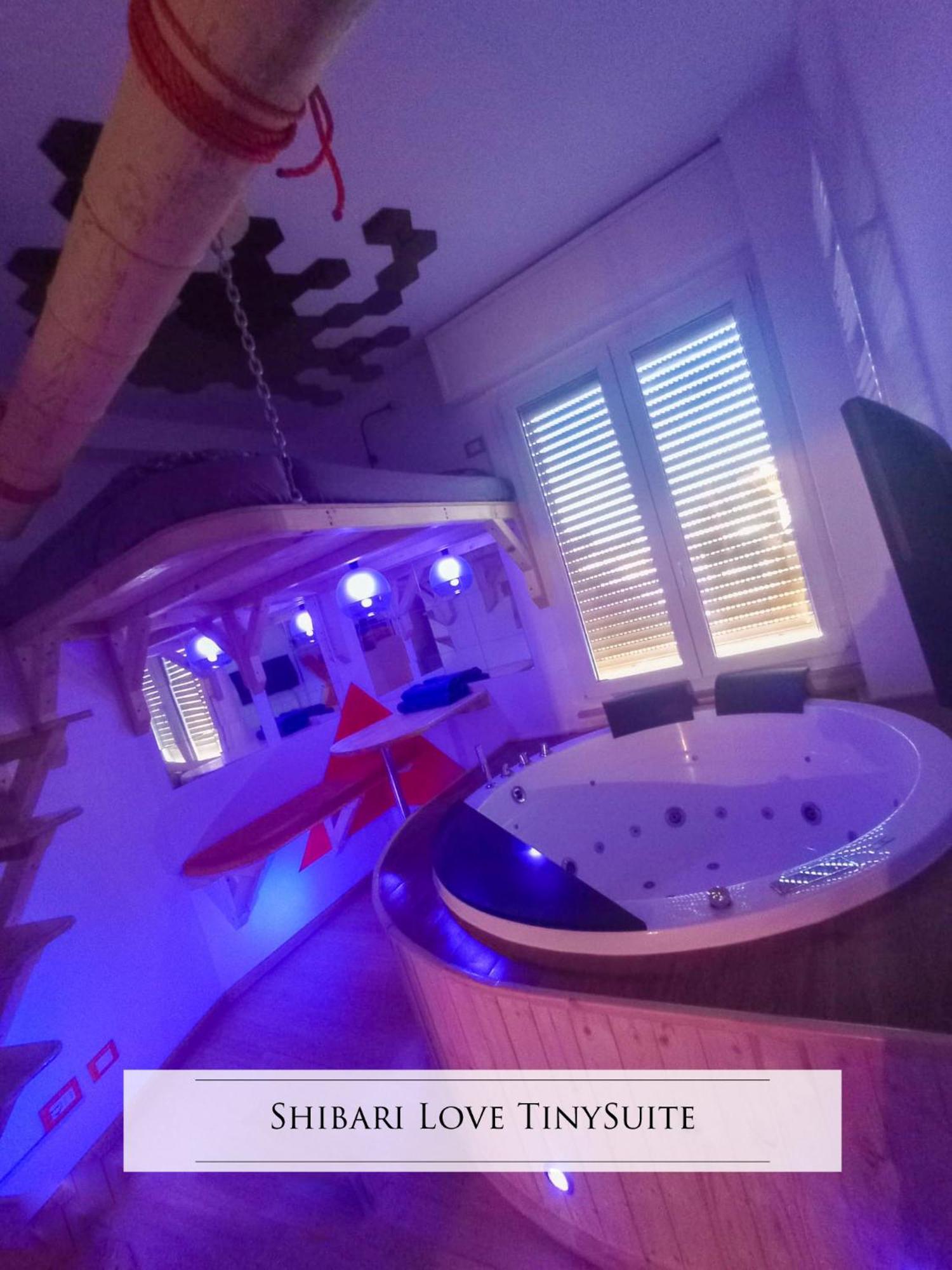 Bed & Breakfast 4roomz