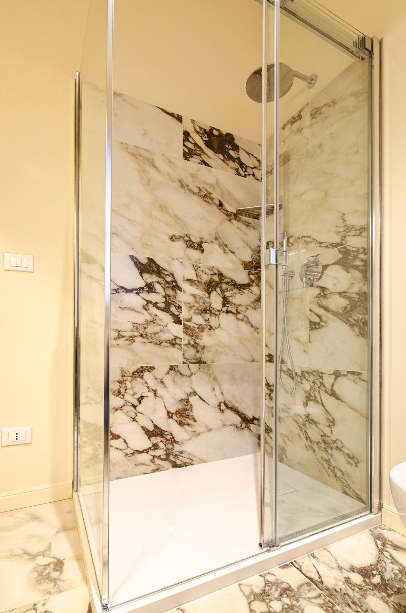 Azeglio Luxury Homes * Bolonia
