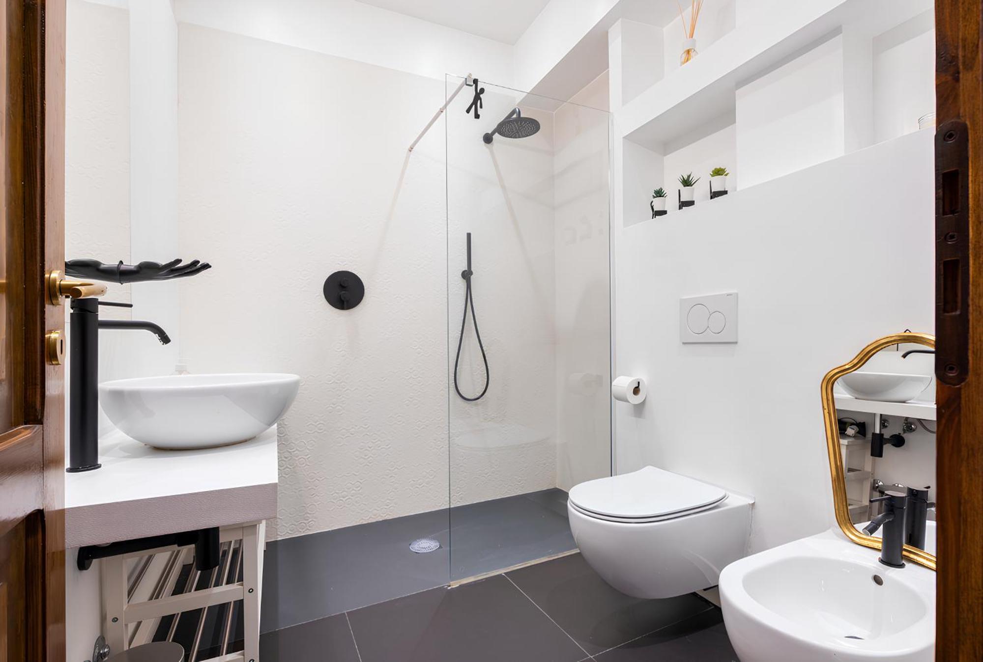 Bright Design House In The Heart Of