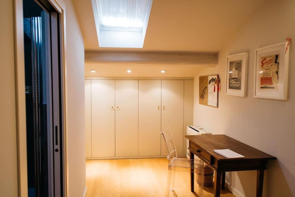 Appartamento Elegant With Private Lift *