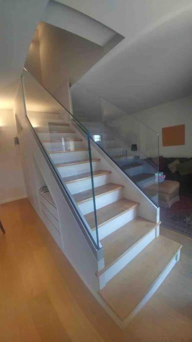 Elegant With Private Lift Appartamento