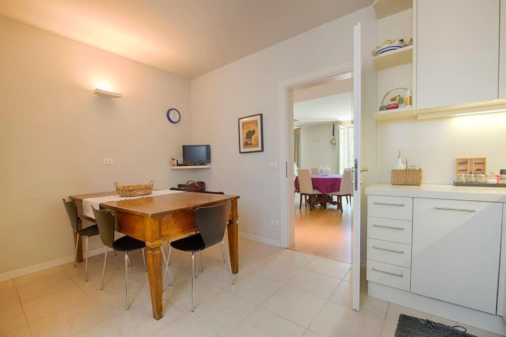 Elegant With Private Lift Appartamento *