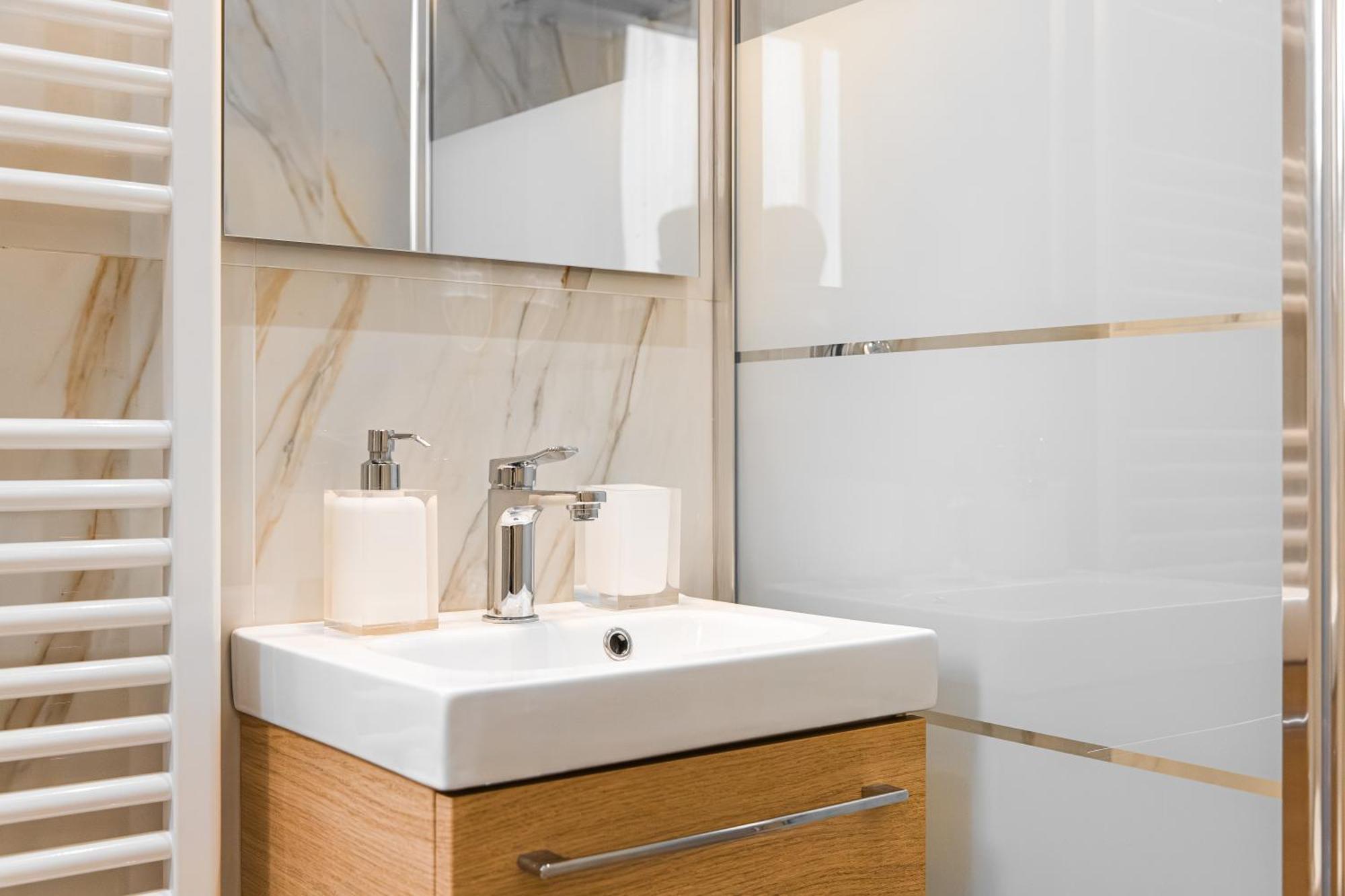 Appartamento Costa Deluxe - *