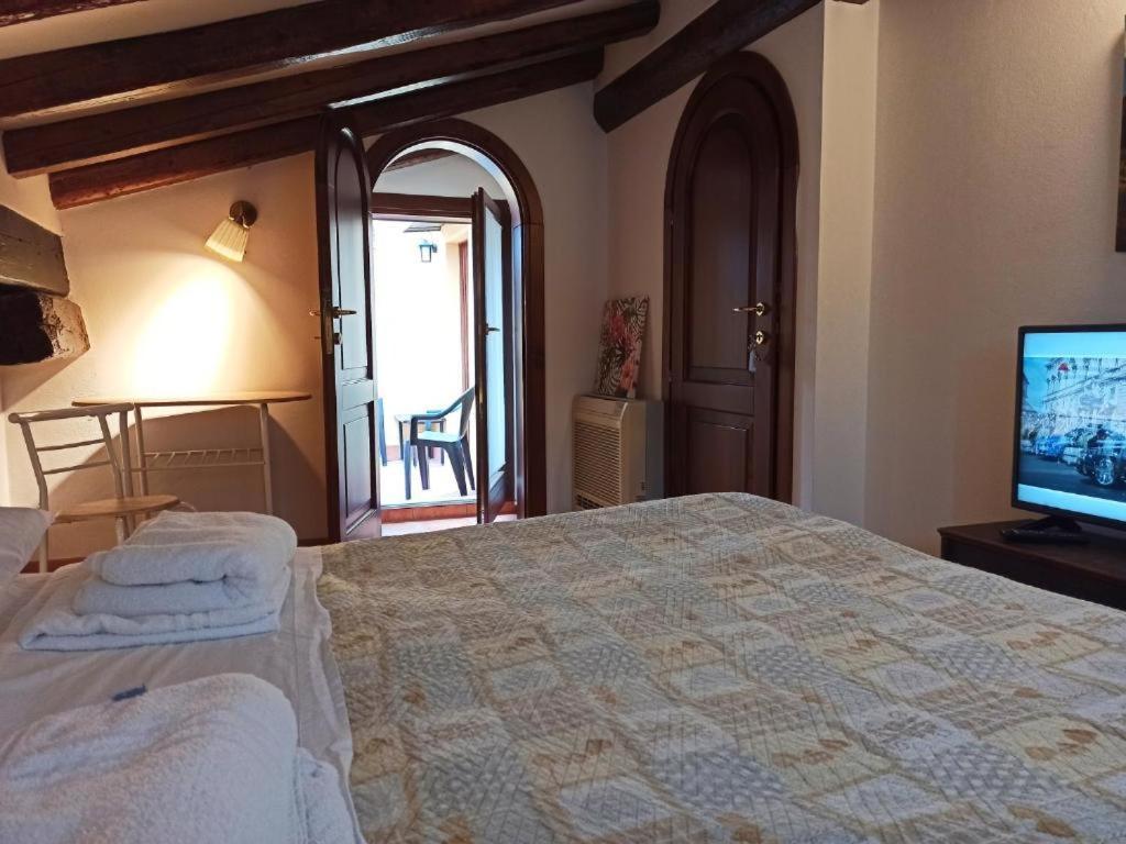 Yawhome Bed and breakfast
