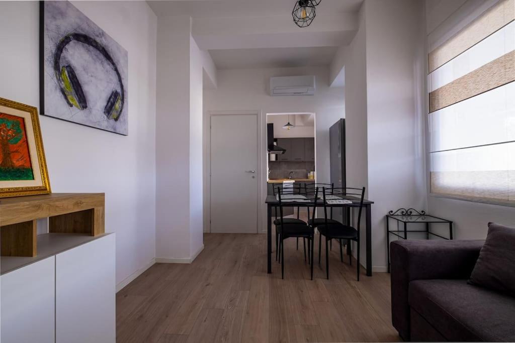 Apartment Affittichiari A *