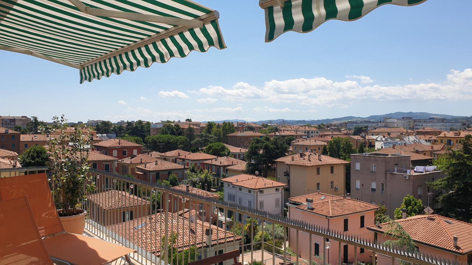 Bellavista Panoramic Terrace Con Terrazza Zona Sant Orsola * Bologna