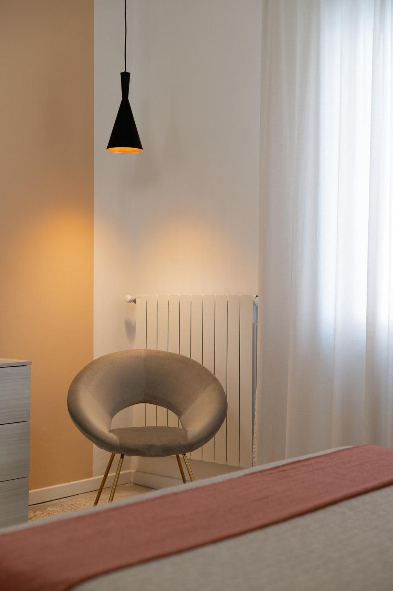 Casa Daura - Your Comfortable In - Parking