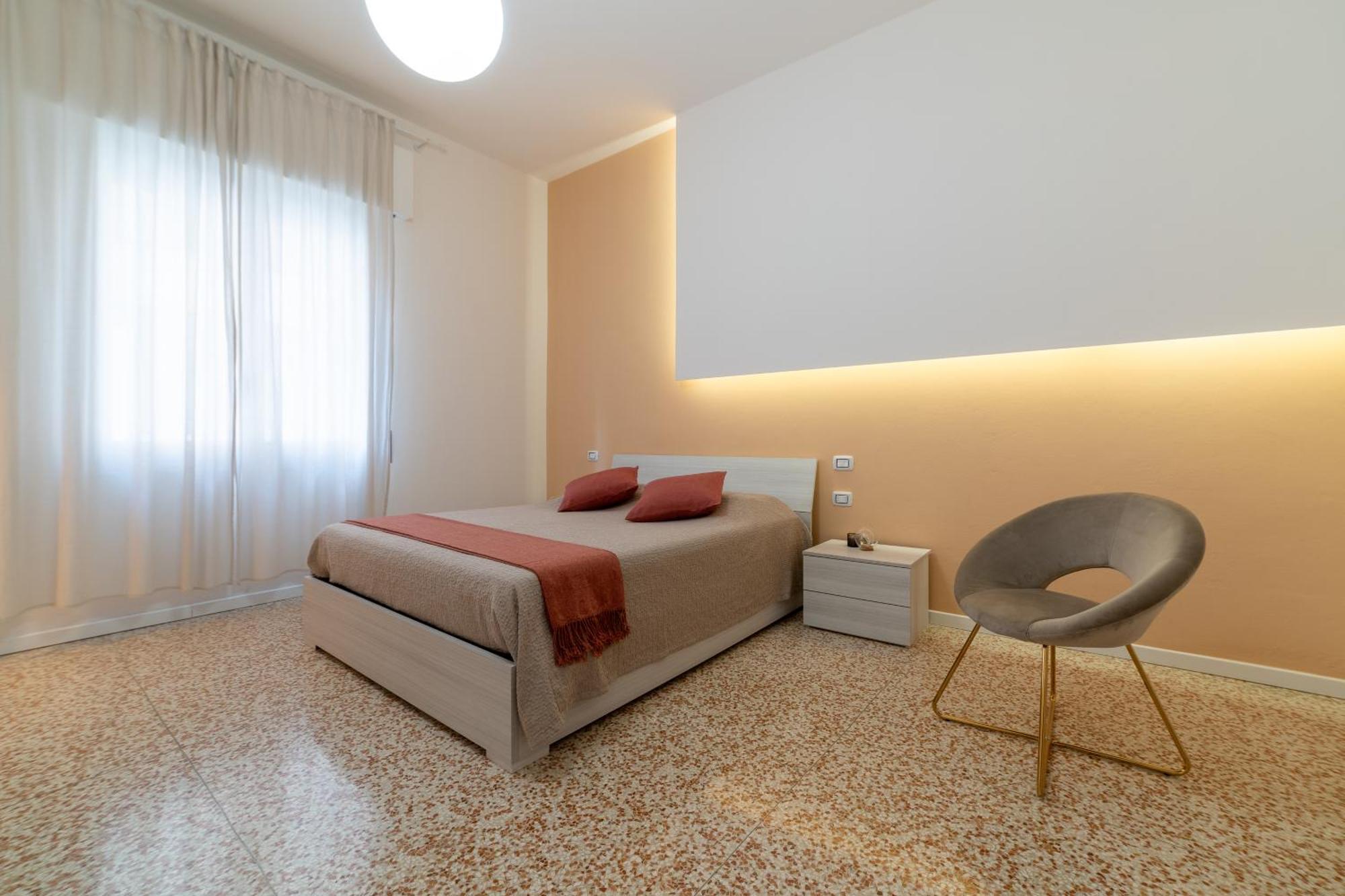 Casa Daura - Your Comfortable In - Parking Apartment