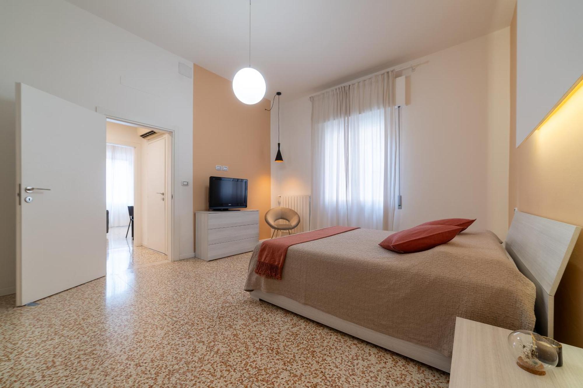 Casa Daura - Your Comfortable In - Parking Apartment *