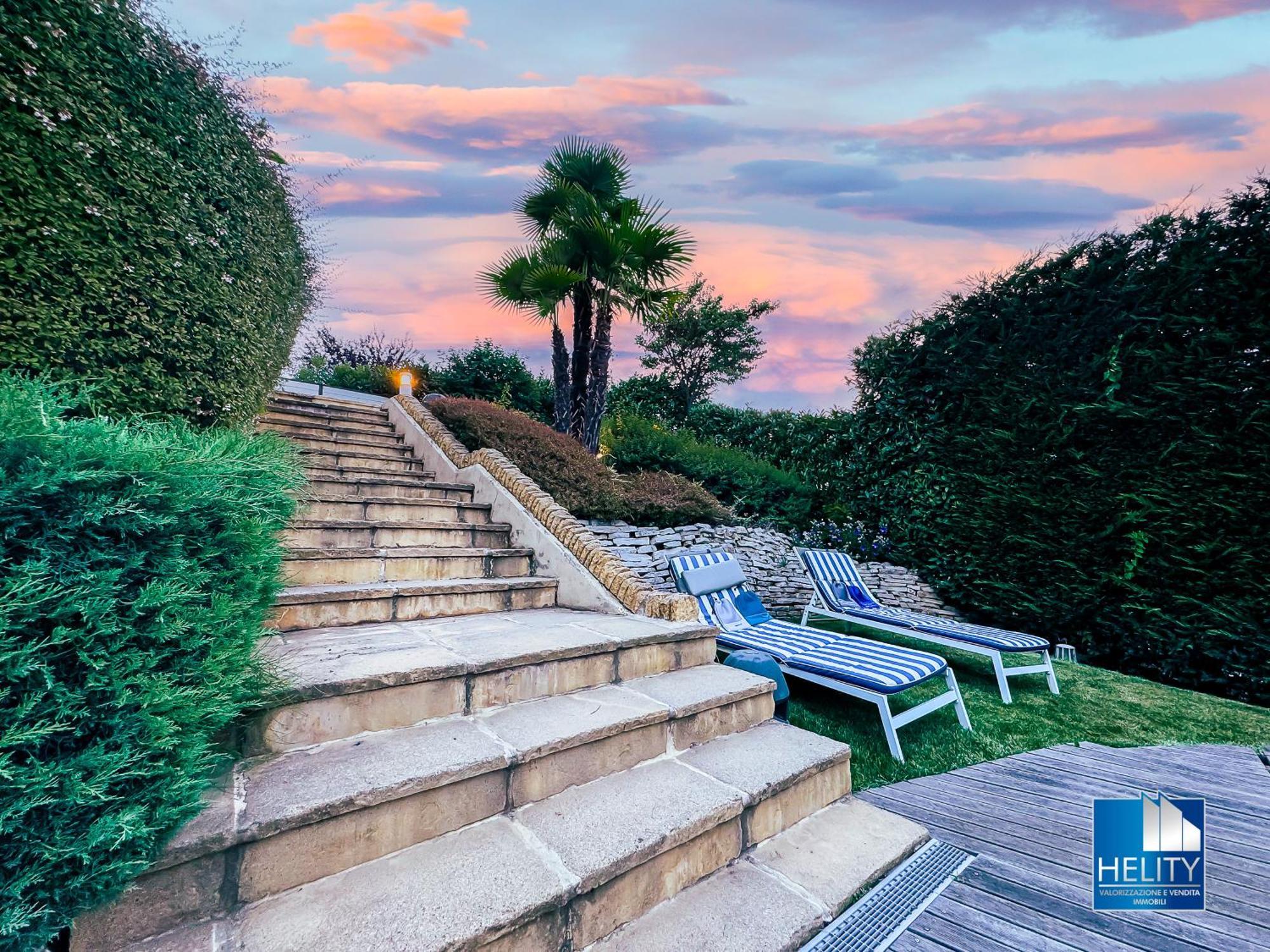 Blissful Havenluxurious With Pool* * * * * Villa Bologne