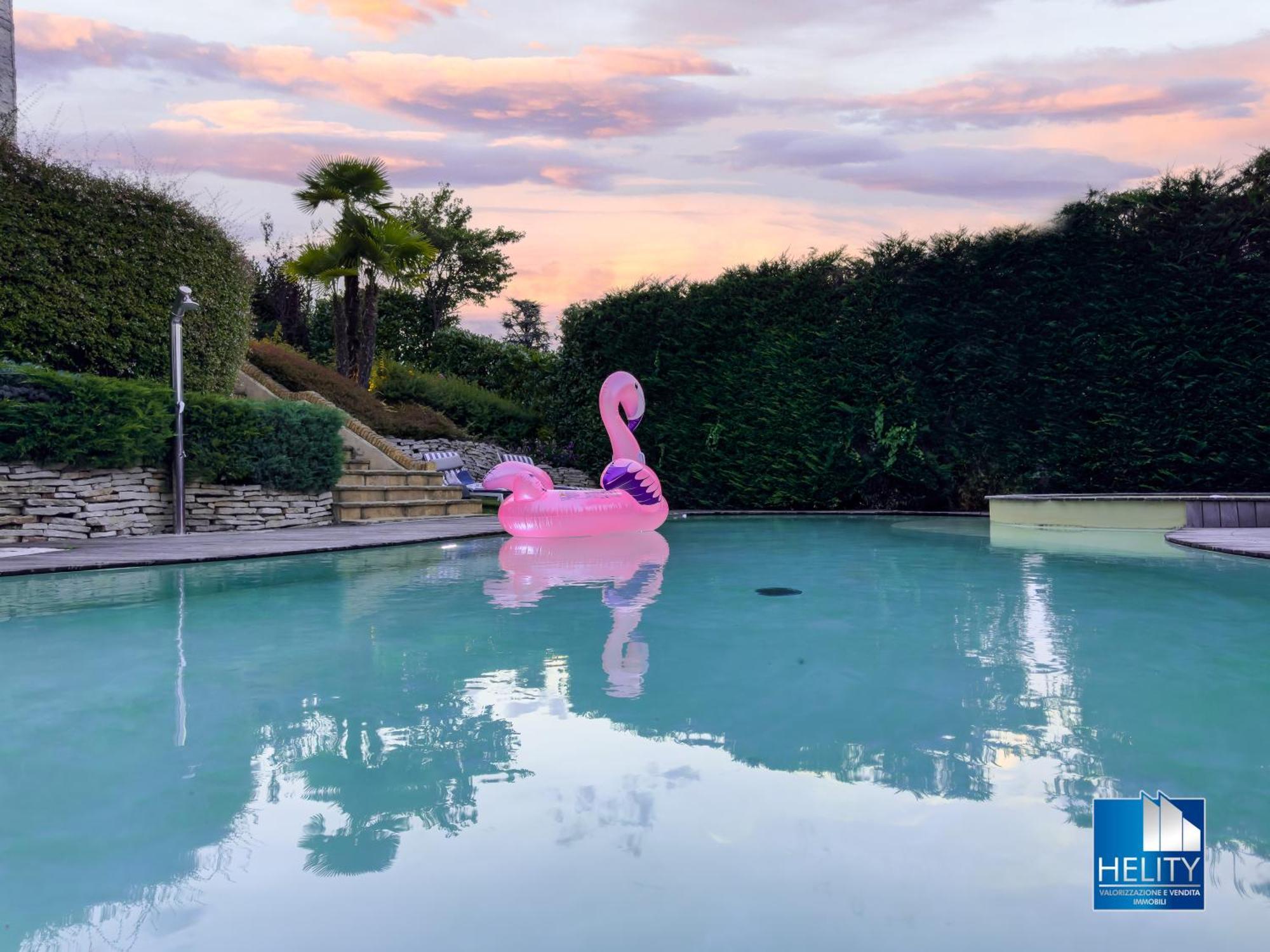 Blissful Havenluxurious With Pool* * * * * * Bologne