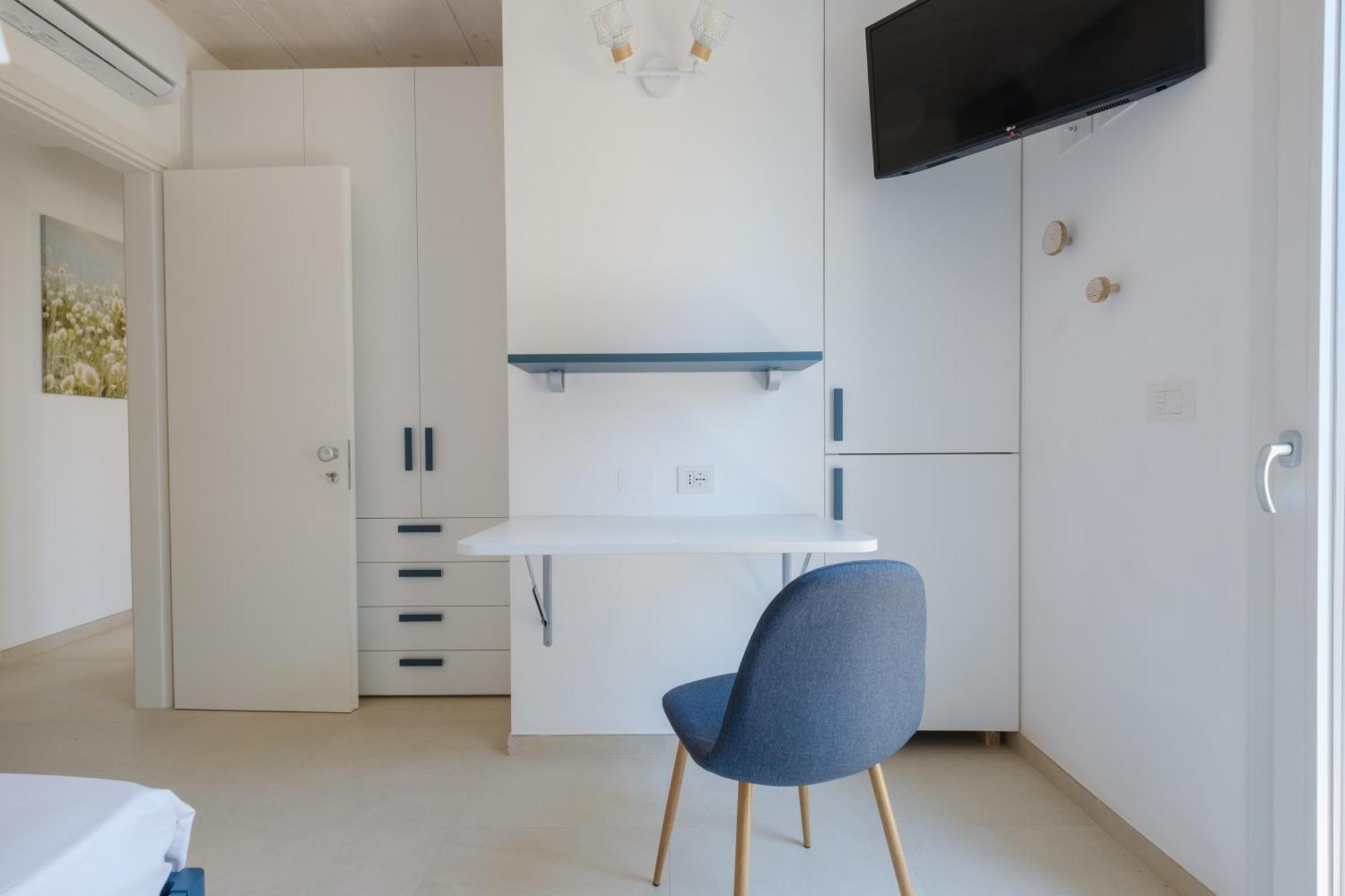 With Elevator And Private Parking Appartamento Bologna
