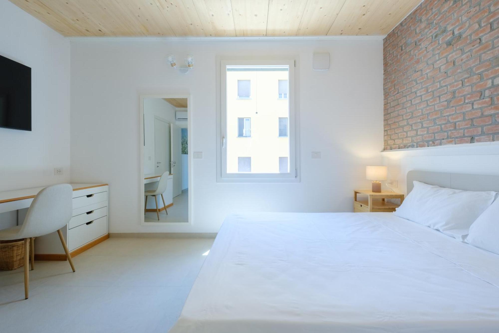 Appartamento With Elevator And Private Parking Bologna