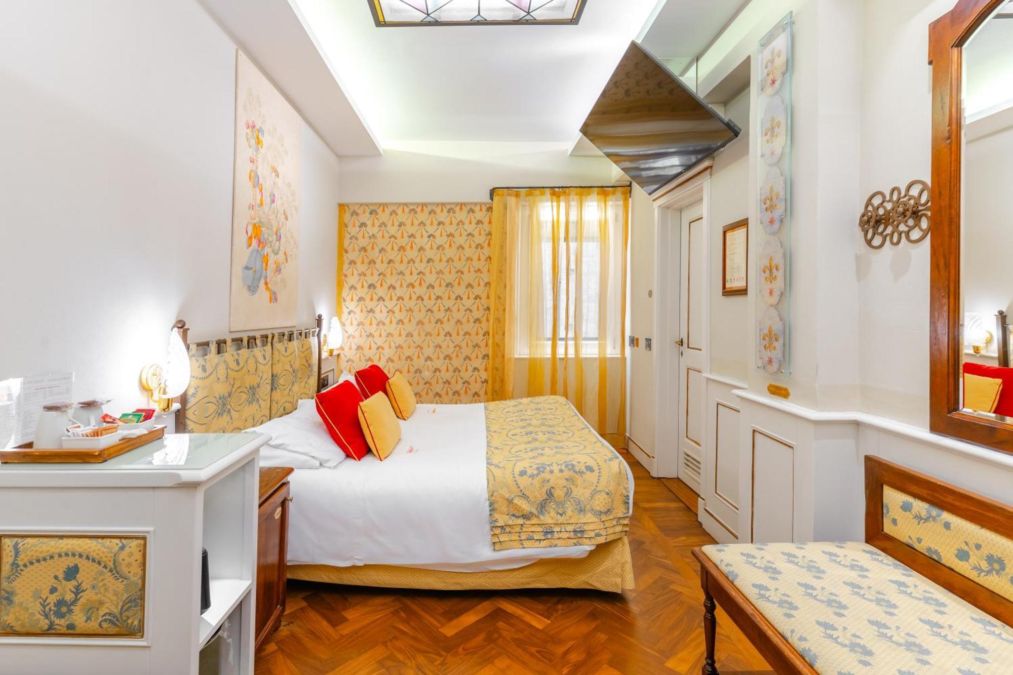 Hotel Art Commercianti 4*