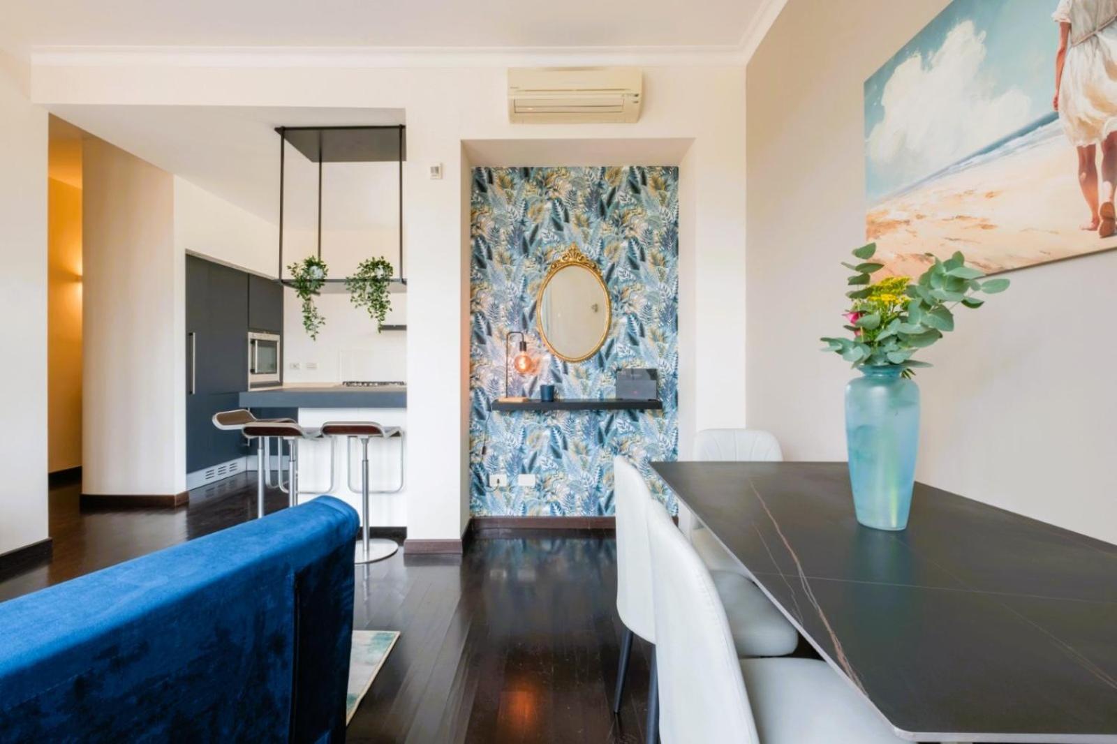 Appartamento Elegant Penthouse With A View Of The Two Towers And Piazza Maggiore