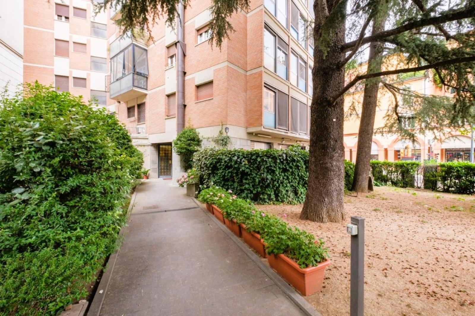 Appartamento Elegant Penthouse With A View Of The Two Towers And Piazza Maggiore