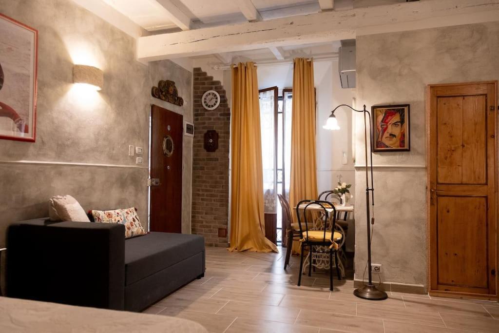 Appartamento Monolocale In Centro Con Doccia Idromassaggio