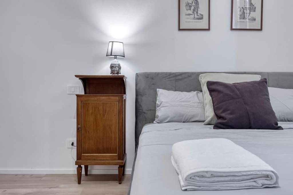 Appartement Carbonara Palace 5 - Luxury Comfort Under Medieval Towers