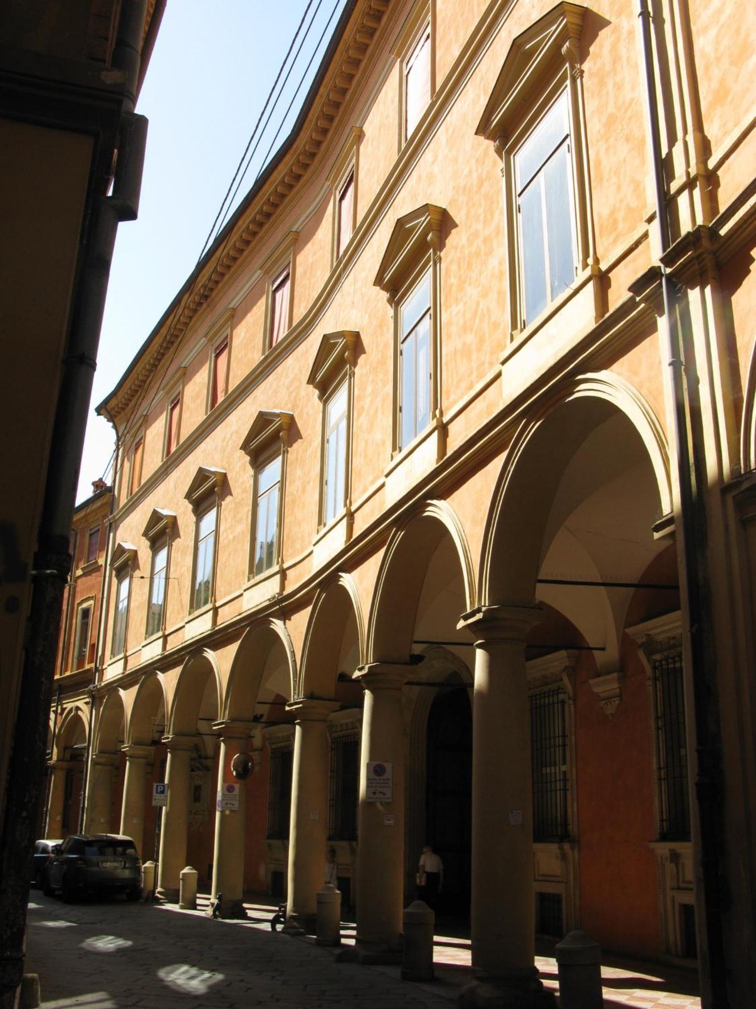 Bed & Breakfast Due Torri 5 *