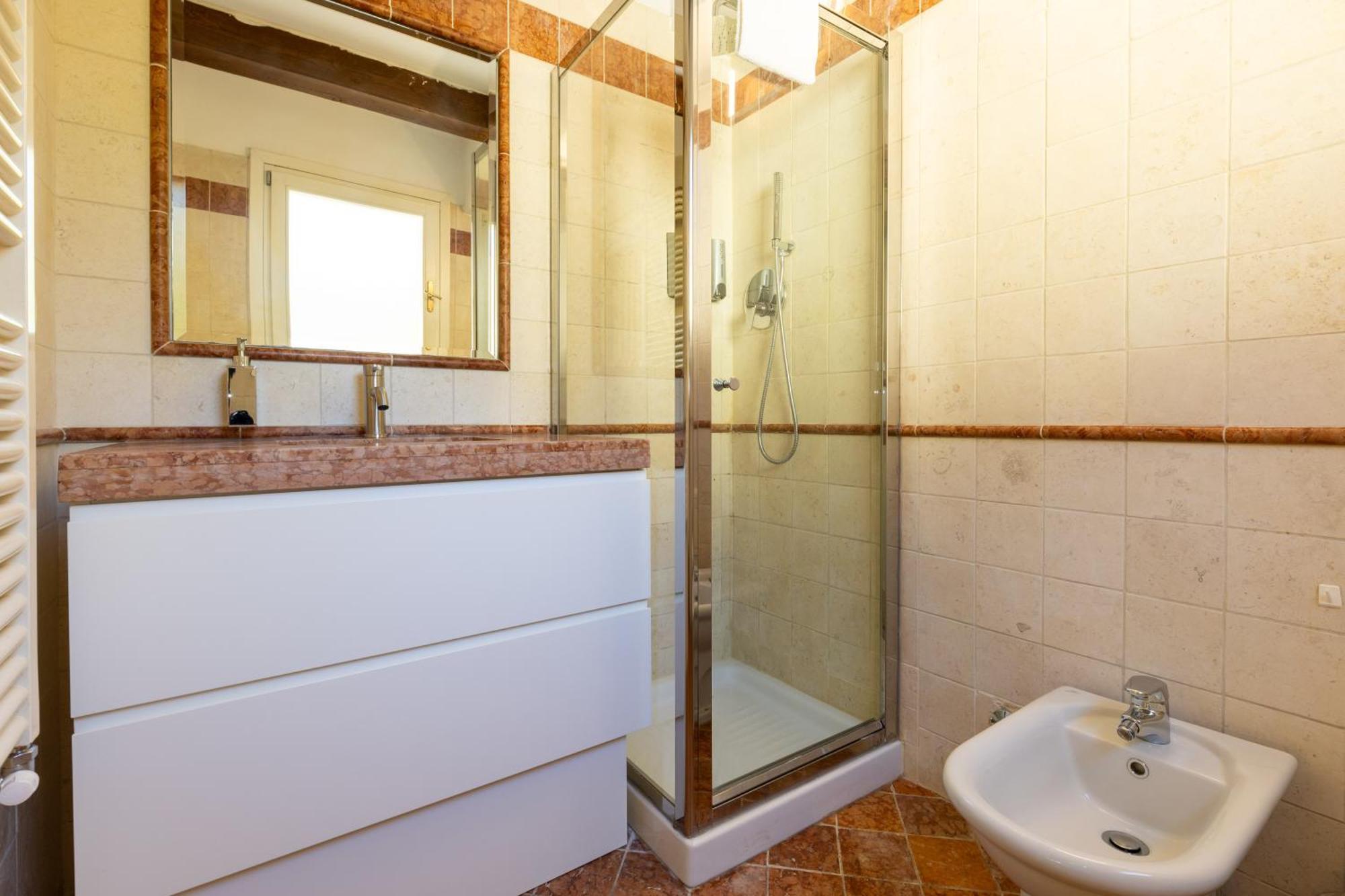 Appartamento Frassinago Suites-bolognarooms Bologna