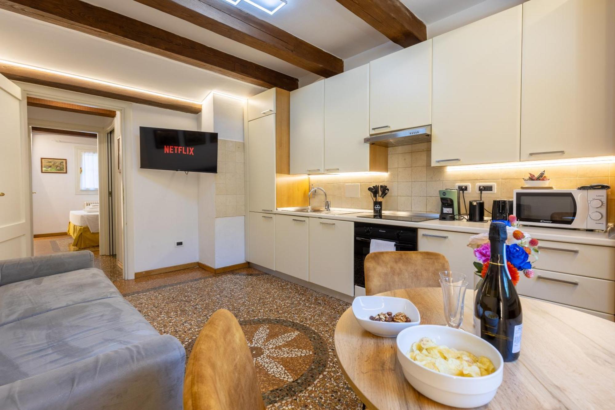 Frassinago Suites-bolognarooms * Bologna