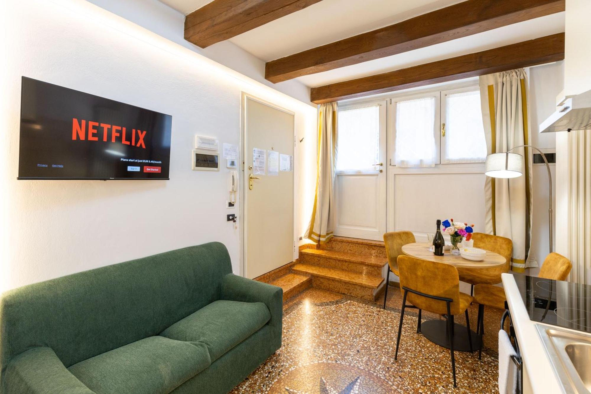 Frassinago Suites-bolognarooms *