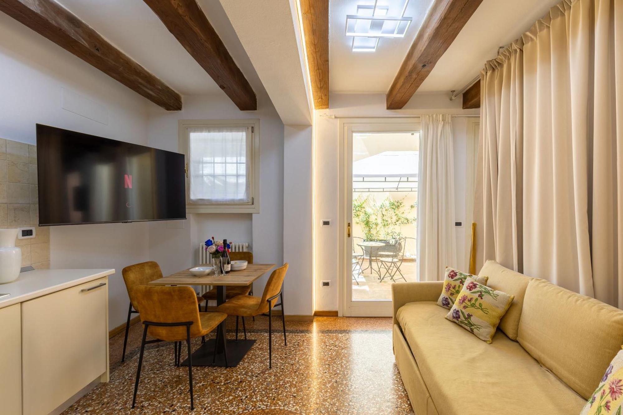 Appartamento Frassinago Suites-bolognarooms Bologna