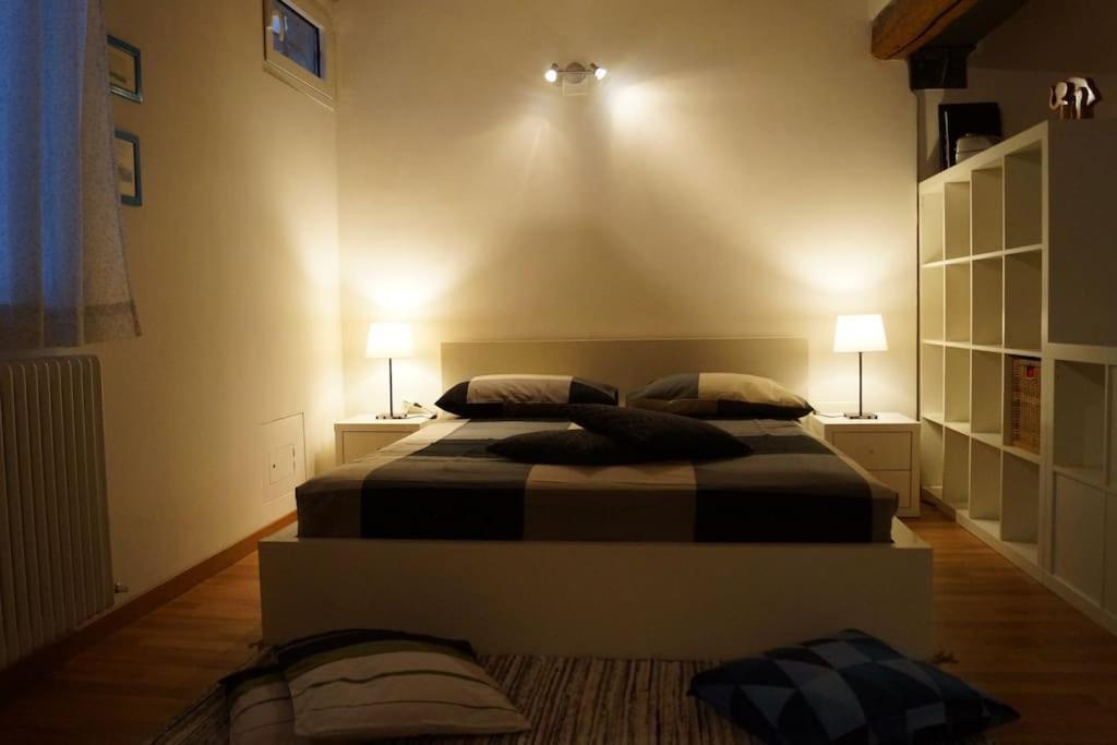Lovely Nel Centro Storico Di Apartamento *