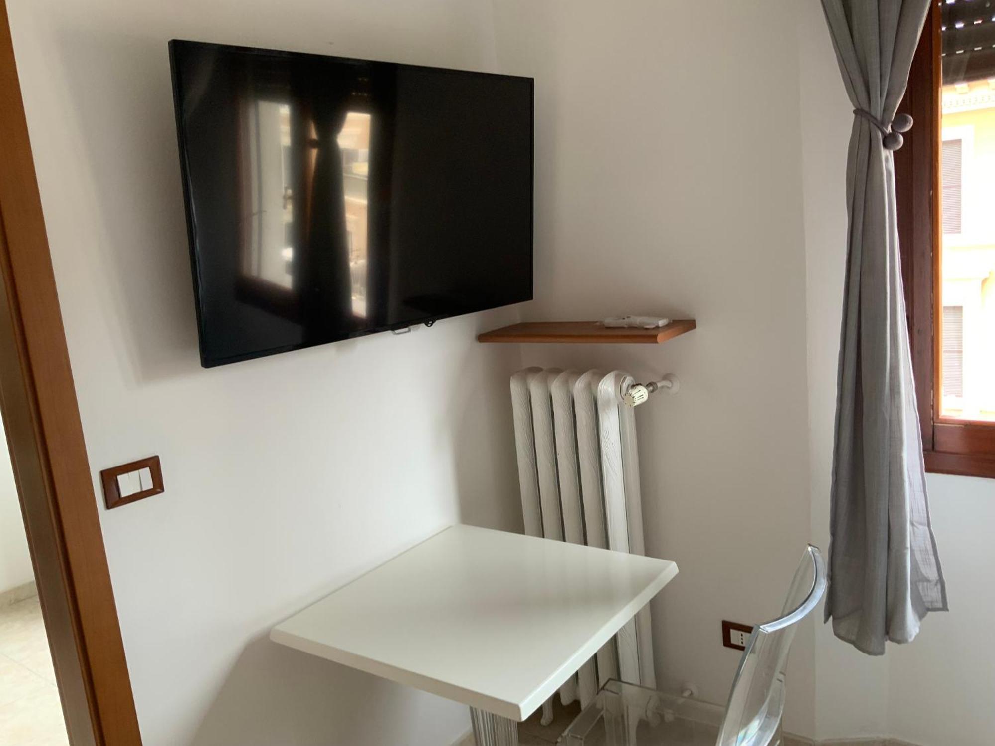 Domus Dotta Center *