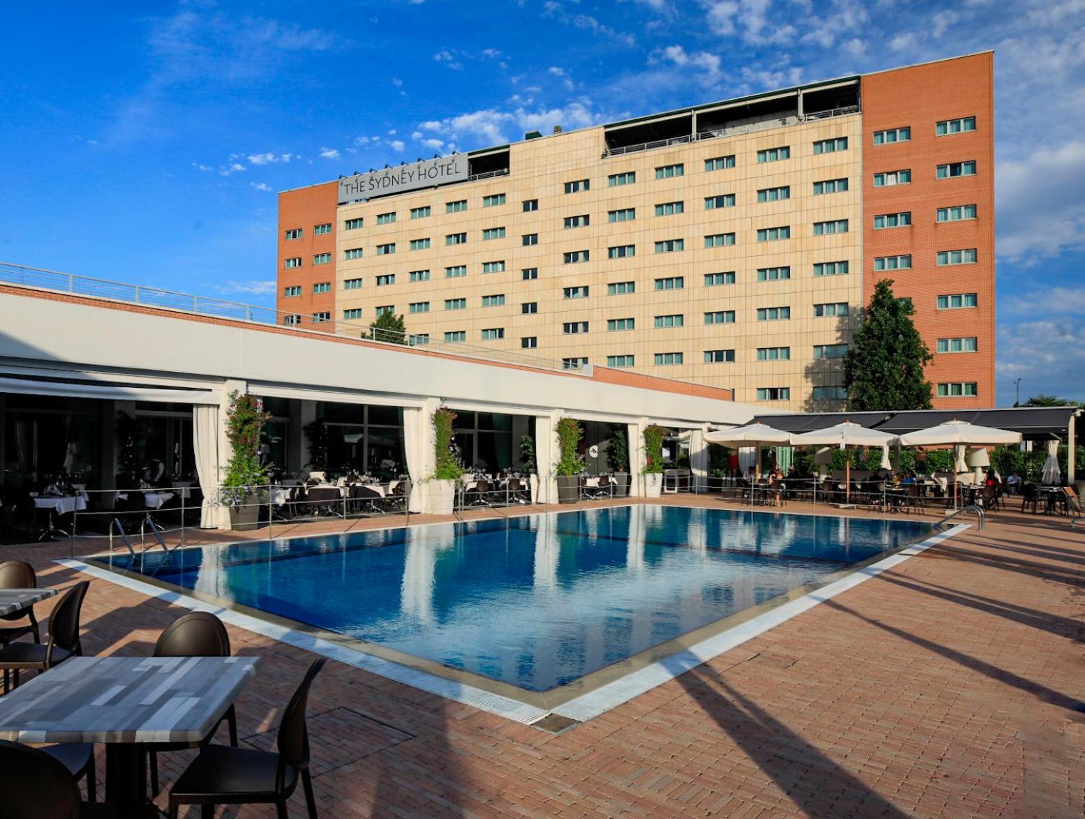 The Sydney 4*