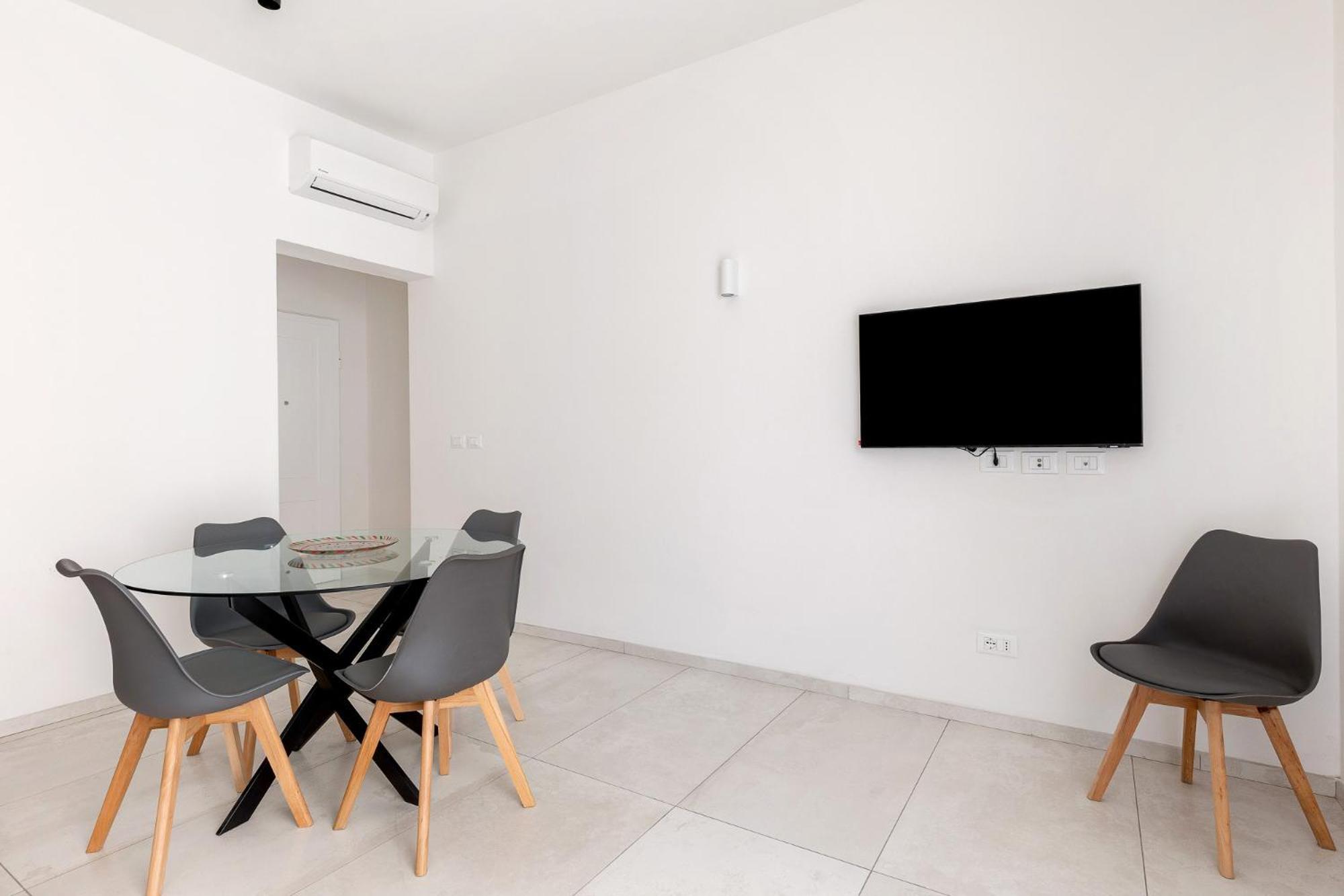 Appartamento Le Dodici Porte - Porta San Felice 8 By District *